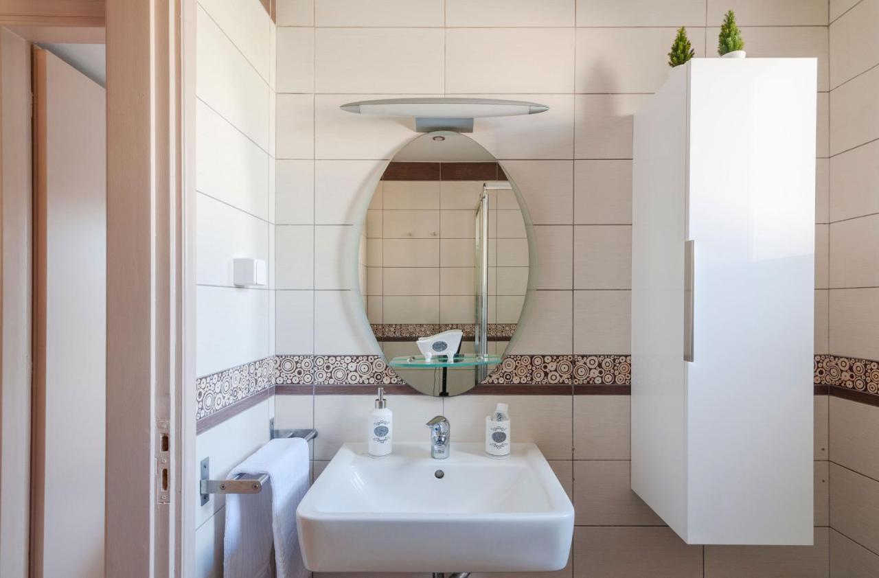 Elpis By Heloni Apartments Athens Ngoại thất bức ảnh